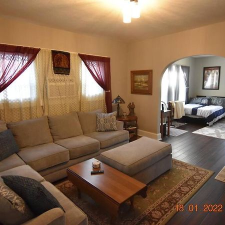 Bungalow In Bloom French Lick Εξωτερικό φωτογραφία